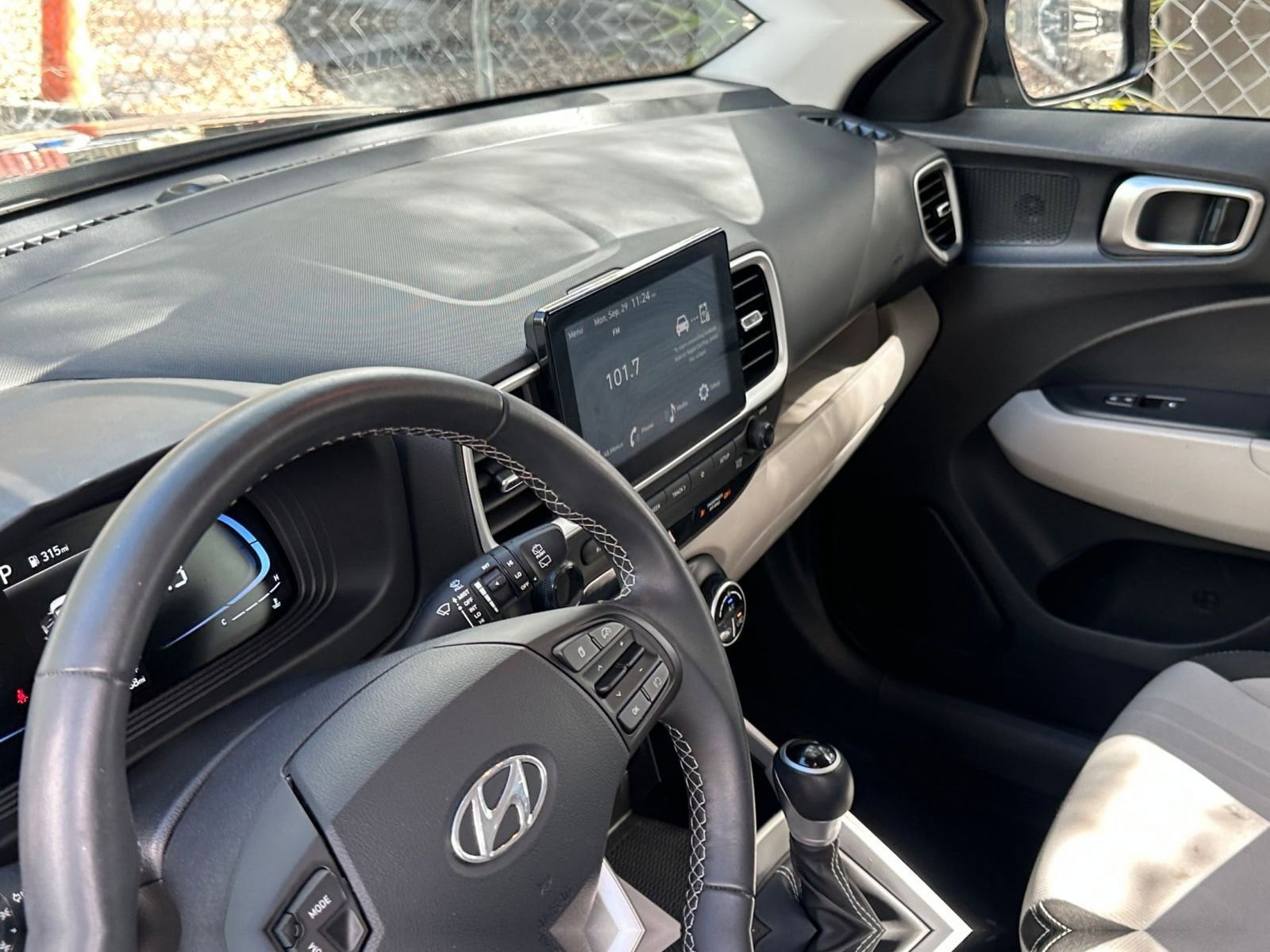 Thumbnail: 2025 Hyundai Venue - 29