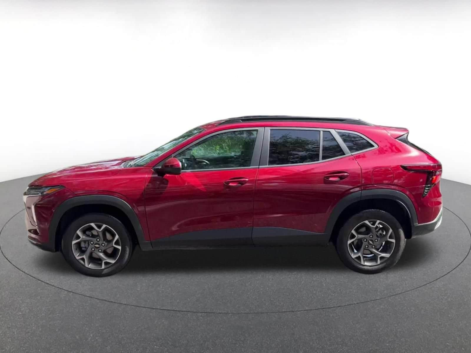 Thumbnail: 2025 Chevrolet Trax - 9