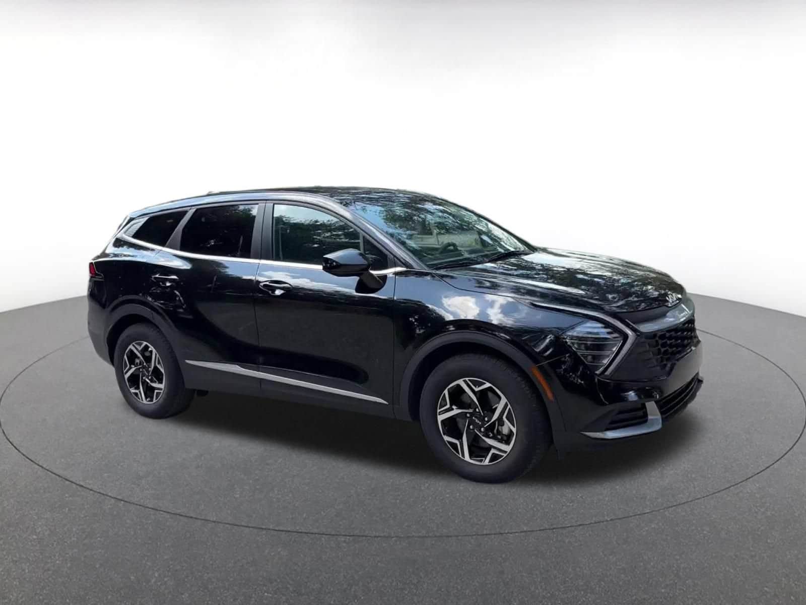 Thumbnail: 2025 Kia Sportage - 2