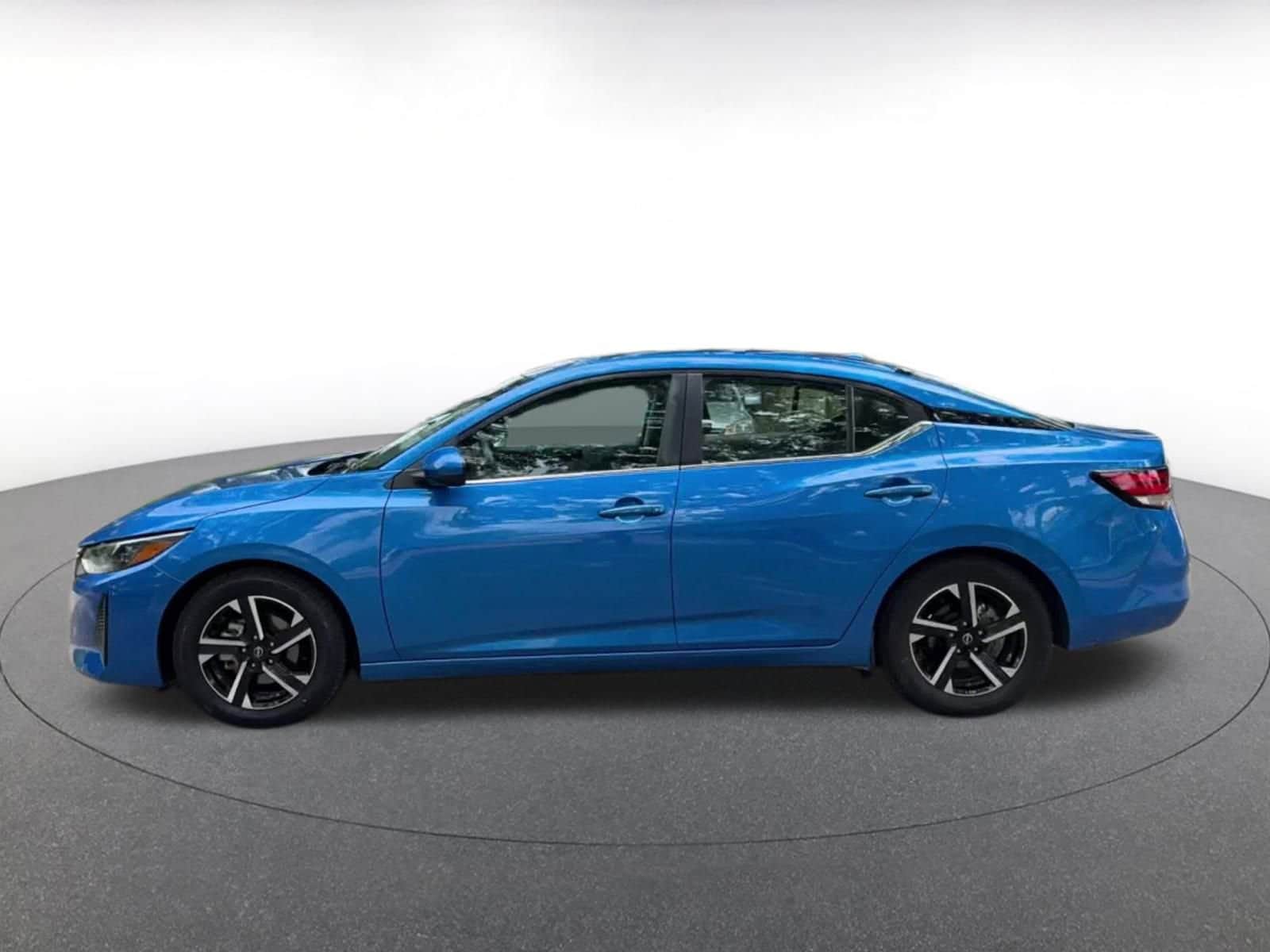 Thumbnail: 2024 Nissan Sentra - 9