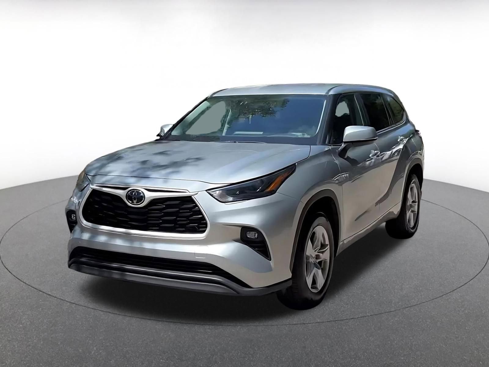 Thumbnail: 2025 Toyota Highlander - 7