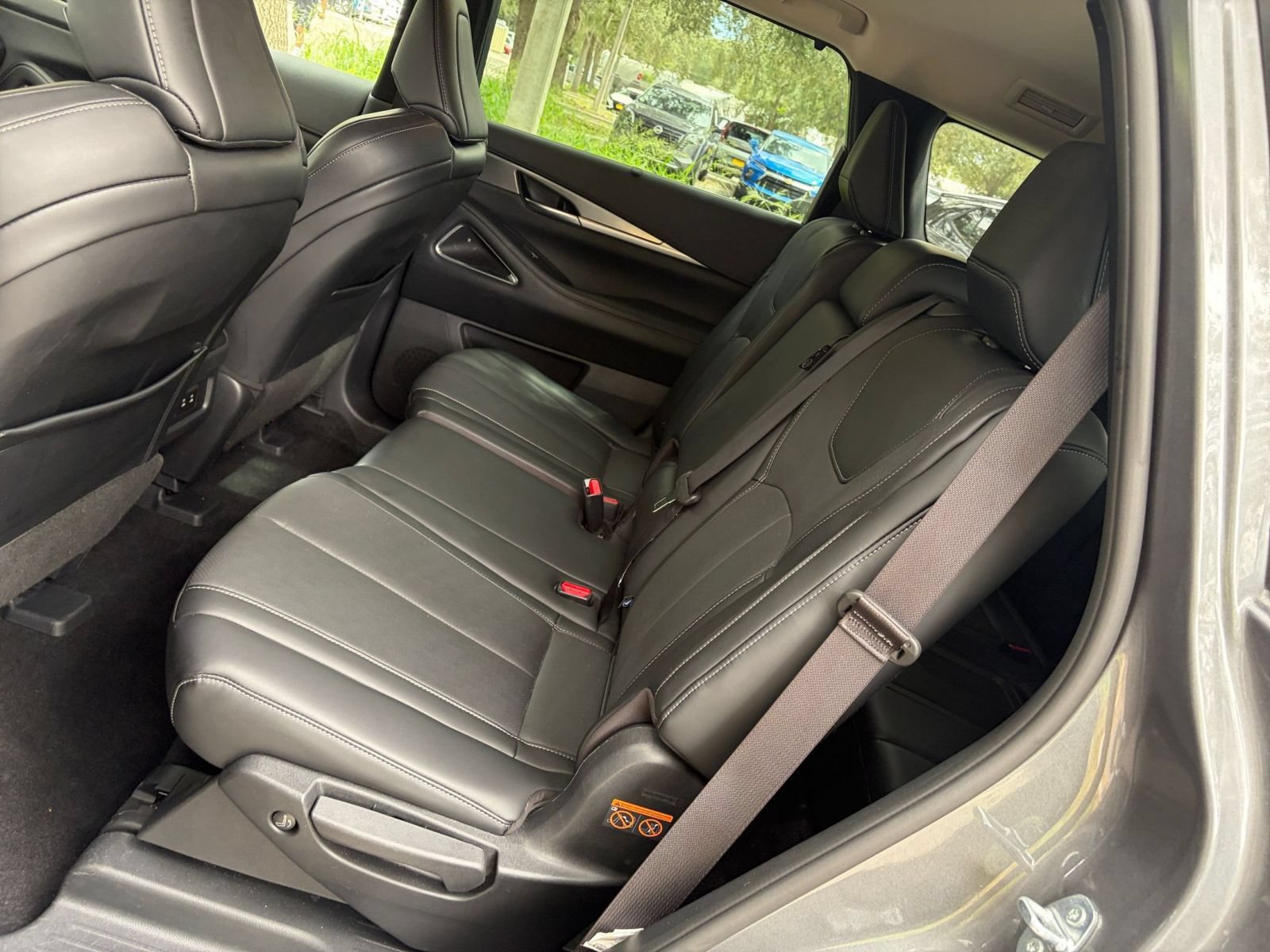 Thumbnail: 2026 INFINITI QX60 - 28