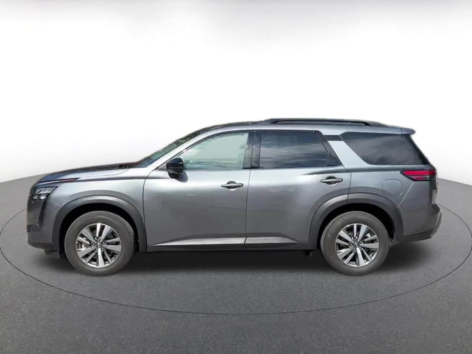 Thumbnail: 2026 Nissan Pathfinder - 8