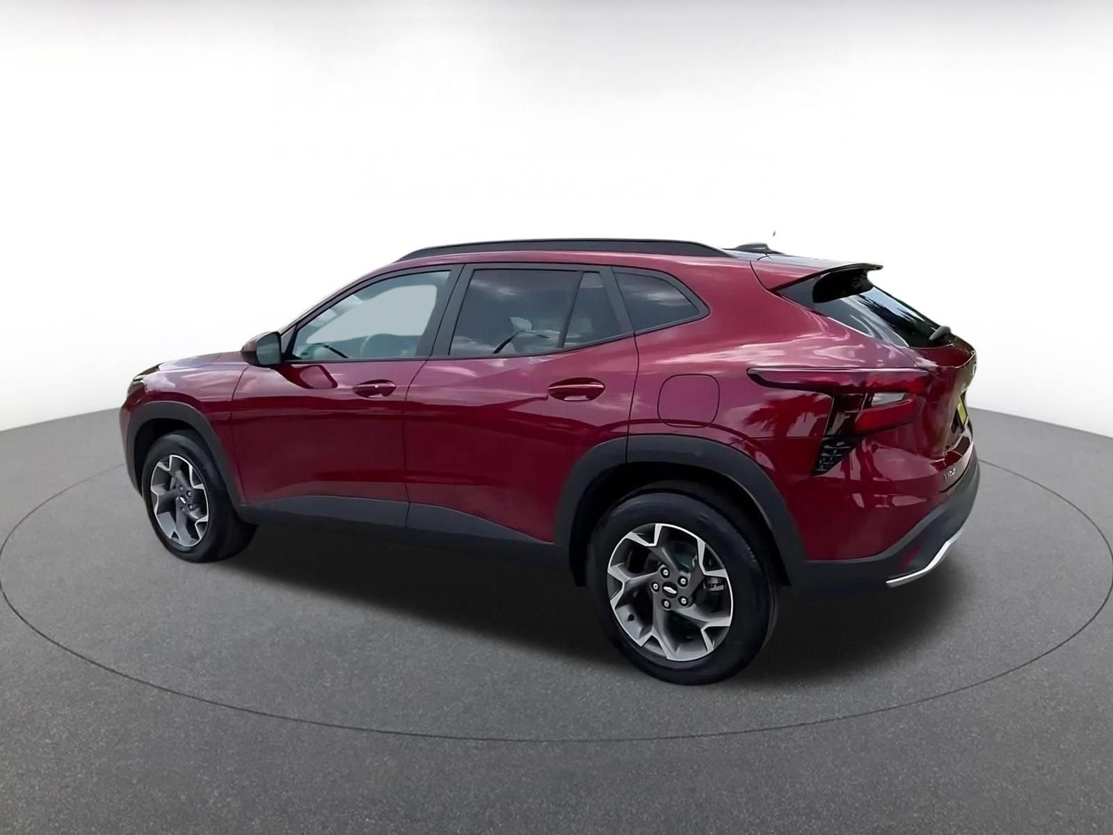 Thumbnail: 2025 Chevrolet Trax - 8