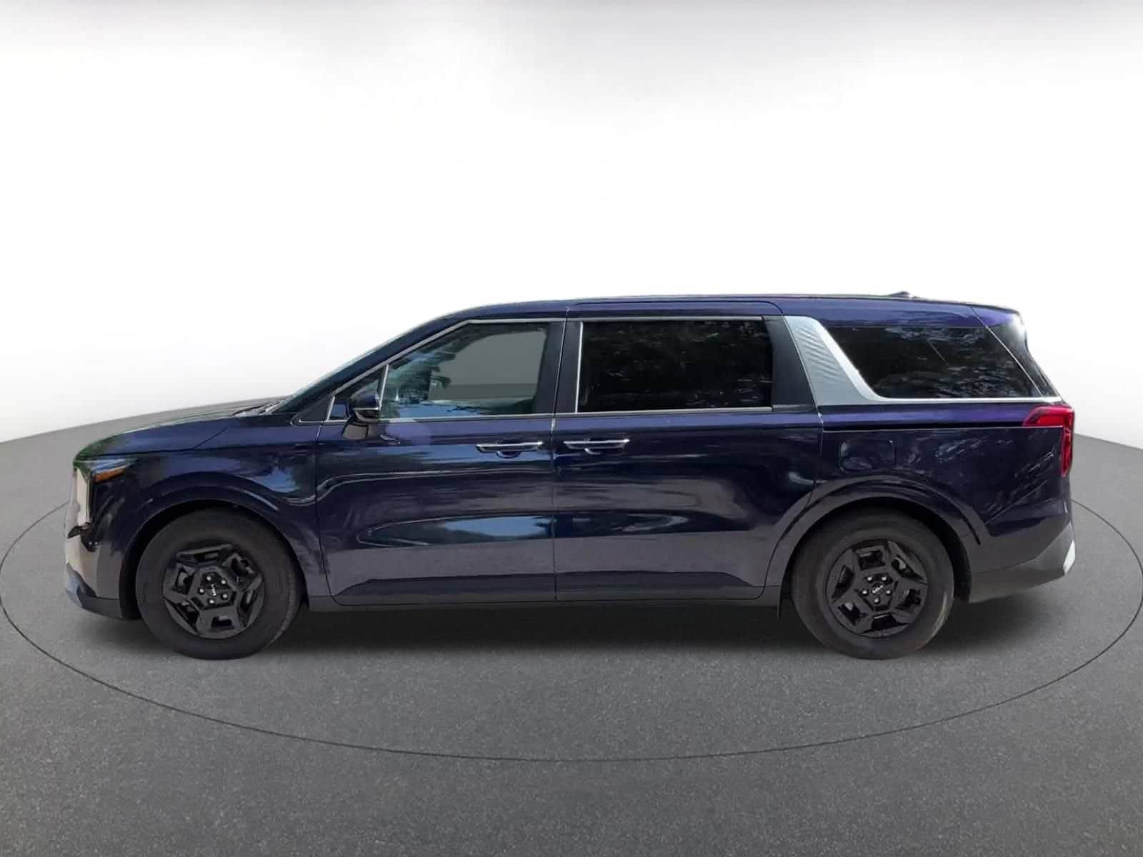 Thumbnail: 2026 Kia Carnival - 9