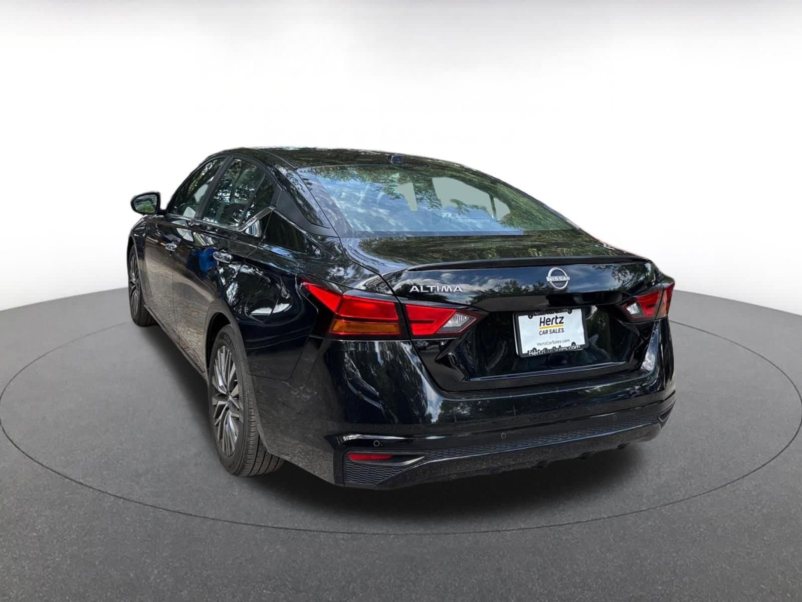 Thumbnail: 2025 Nissan Altima - 5