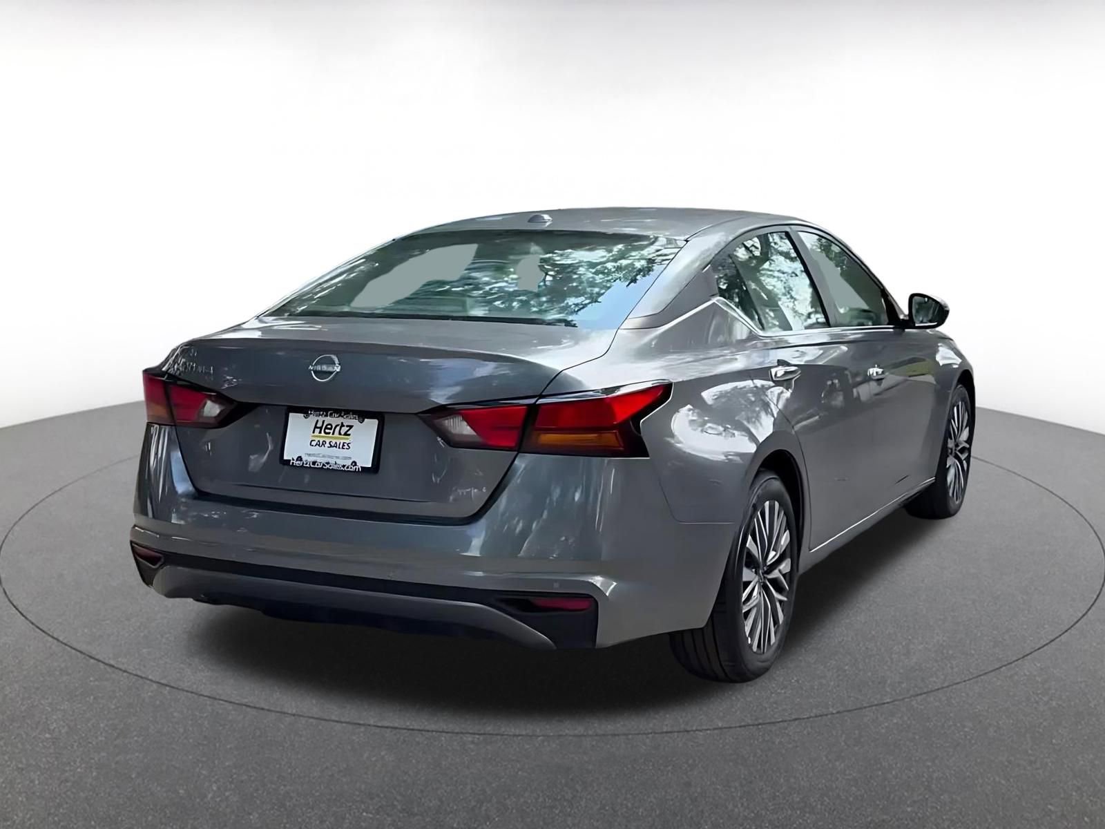 Thumbnail: 2025 Nissan Altima - 14