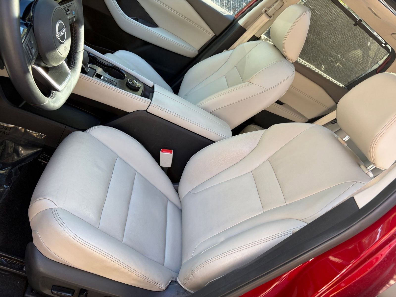 Thumbnail: 2023 Nissan Rogue - 32