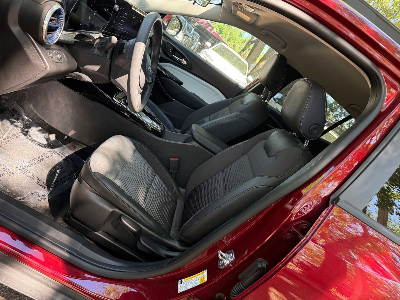 Thumbnail: 2025 Chevrolet Trax - 23