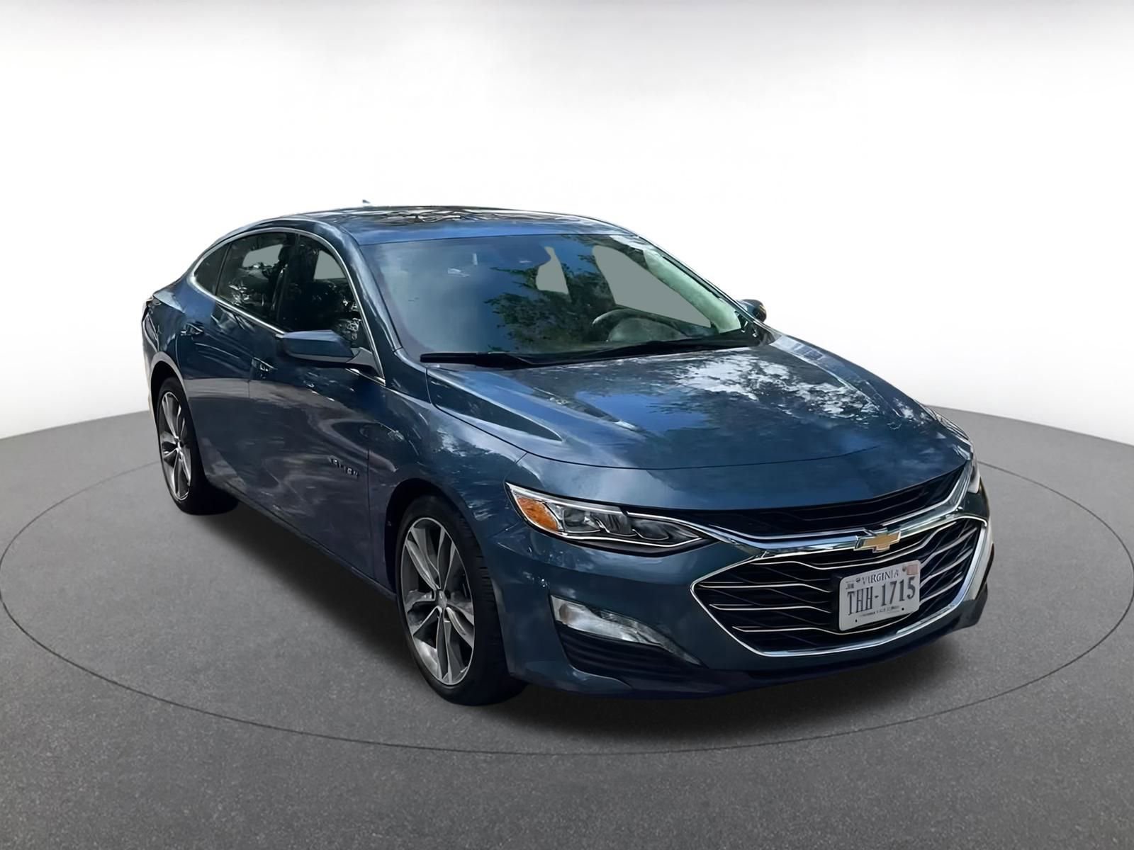 Thumbnail: 2024 Chevrolet Malibu - 3