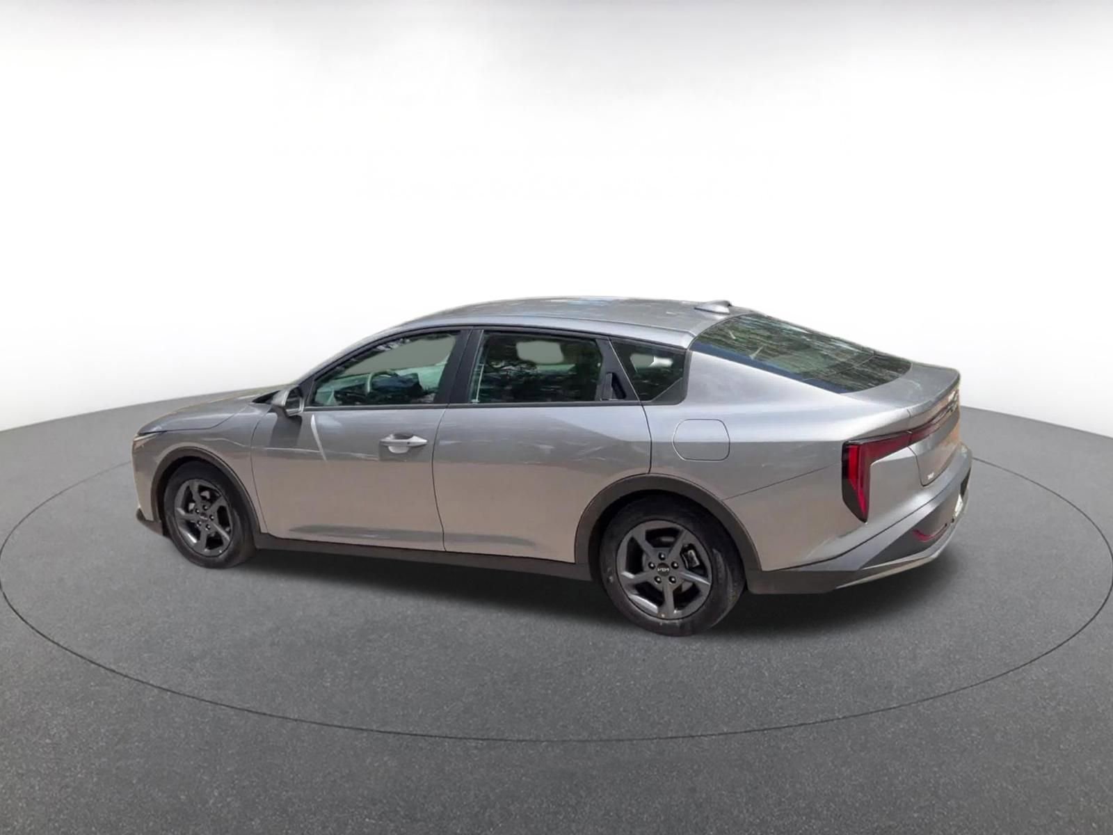 Thumbnail: 2025 Kia K4 - 10