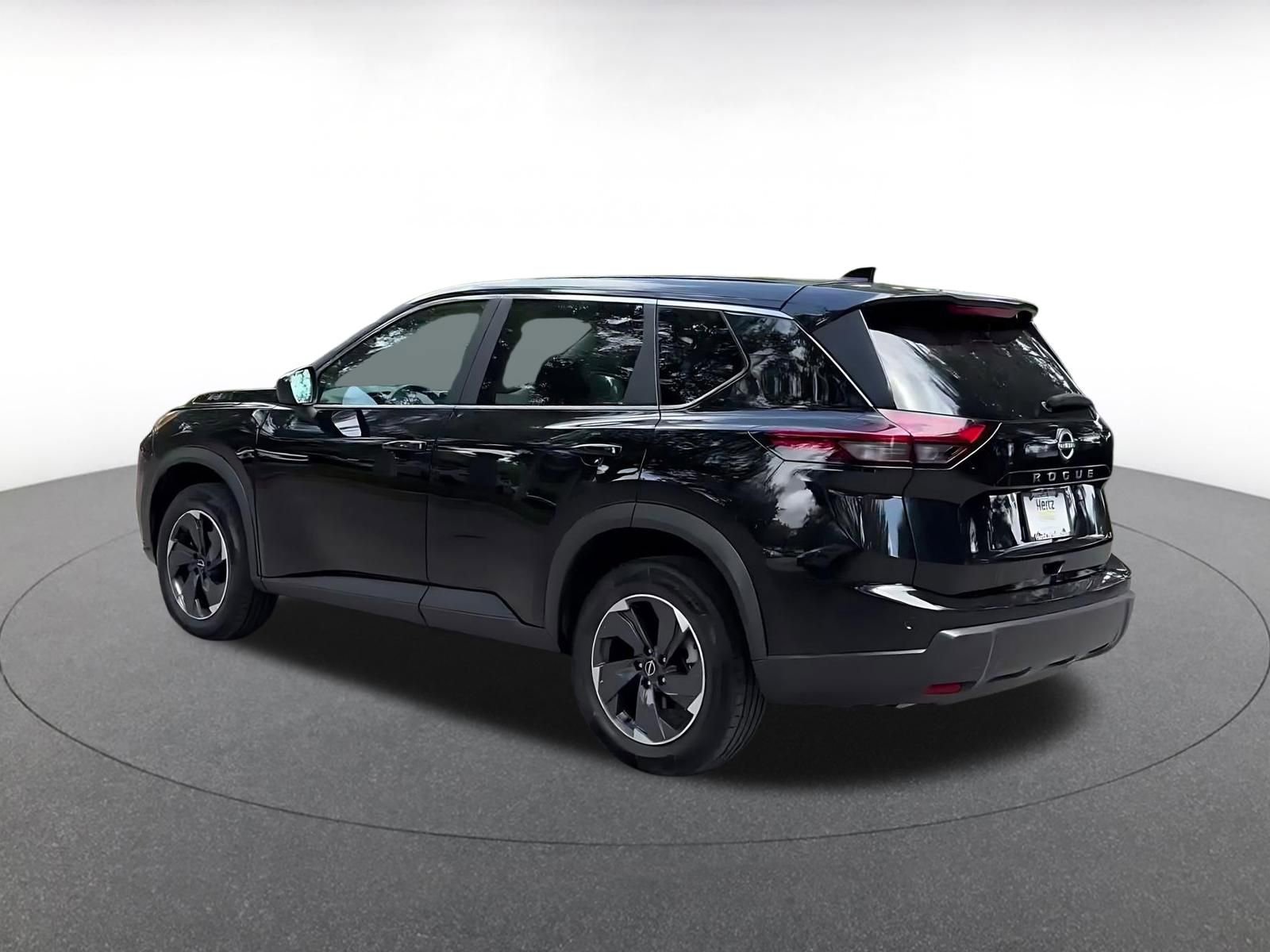 Thumbnail: 2025 Nissan Rogue - 10