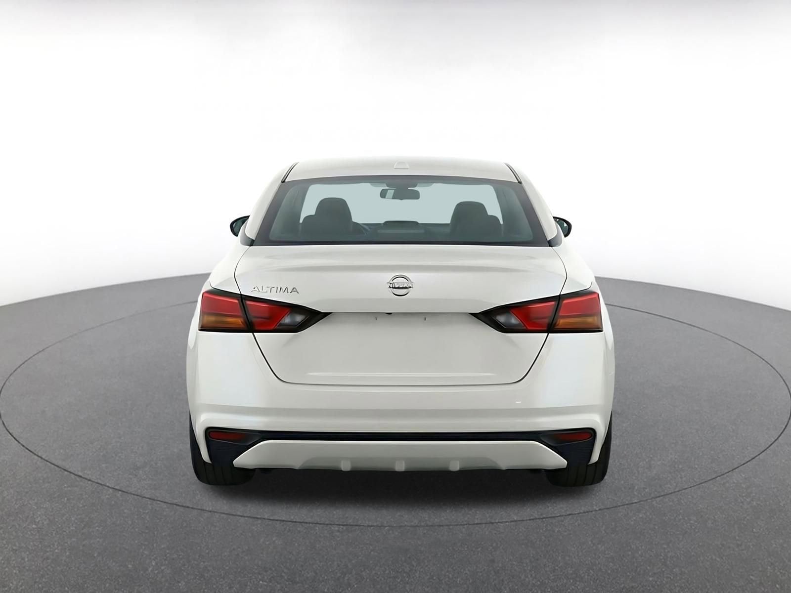 Thumbnail: 2025 Nissan Altima - 8