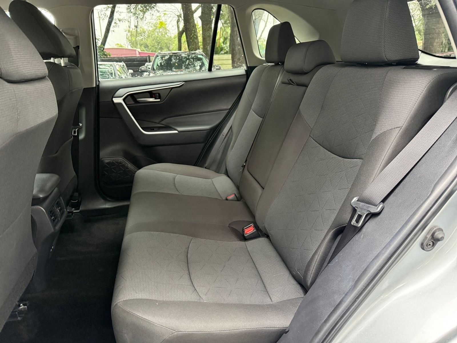 Thumbnail: 2025 Toyota RAV4 - 33