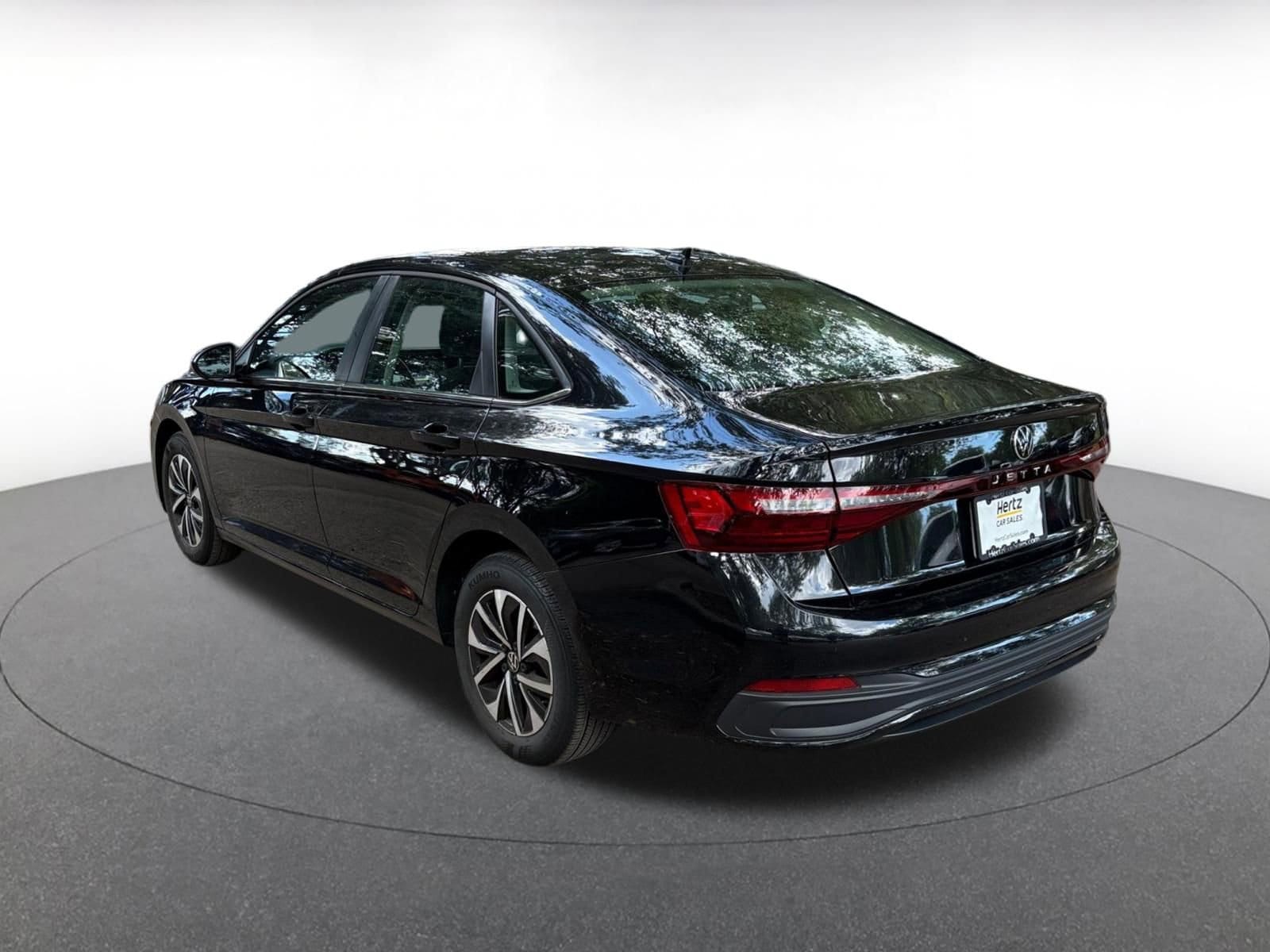Thumbnail: 2025 Volkswagen Jetta - 5