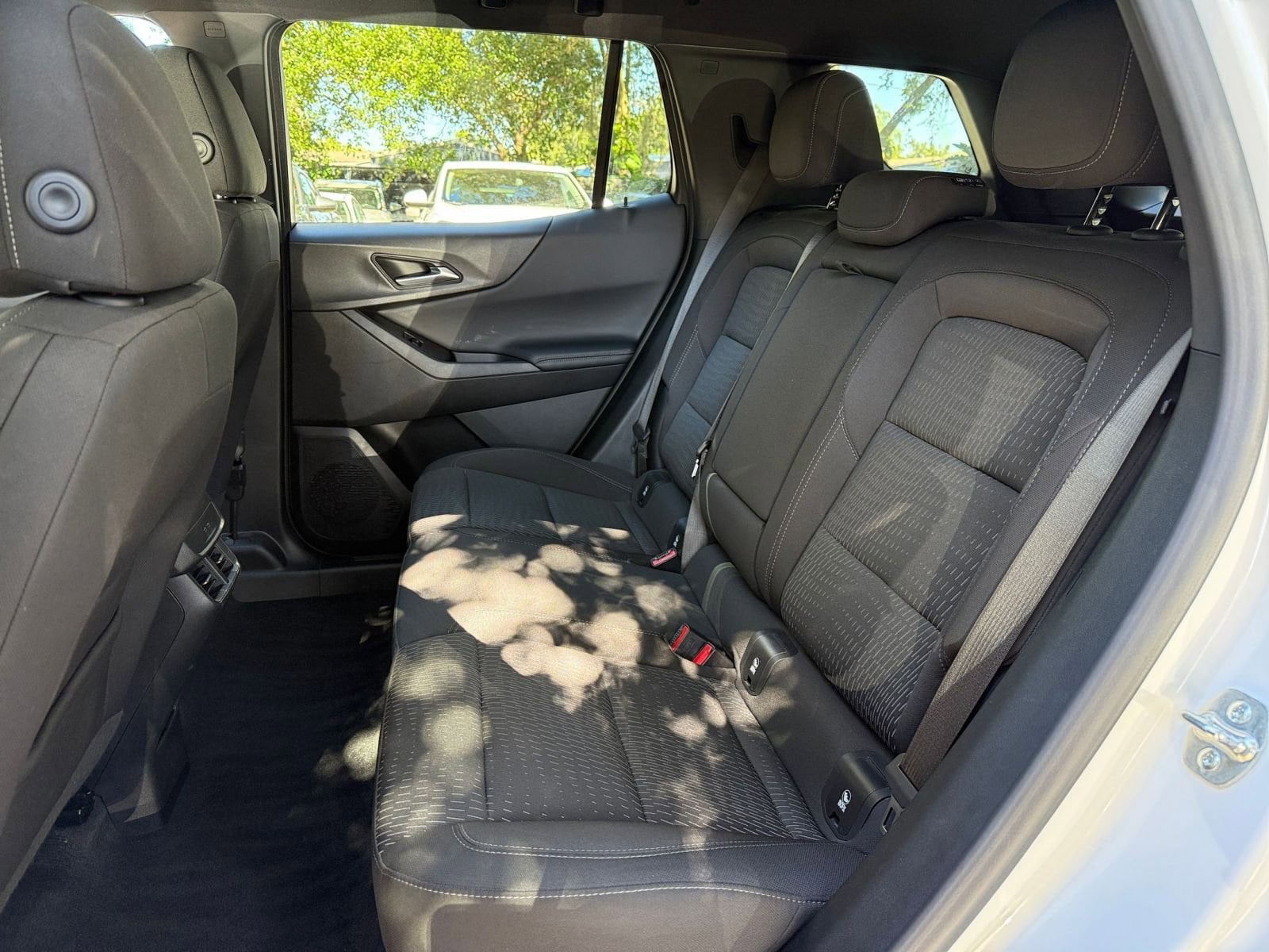 Thumbnail: 2025 Chevrolet Equinox - 33