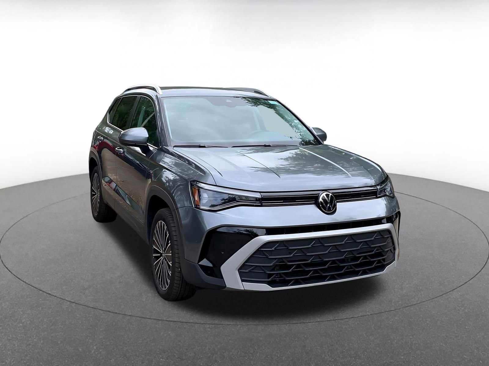 Thumbnail: 2025 Volkswagen Taos - 1