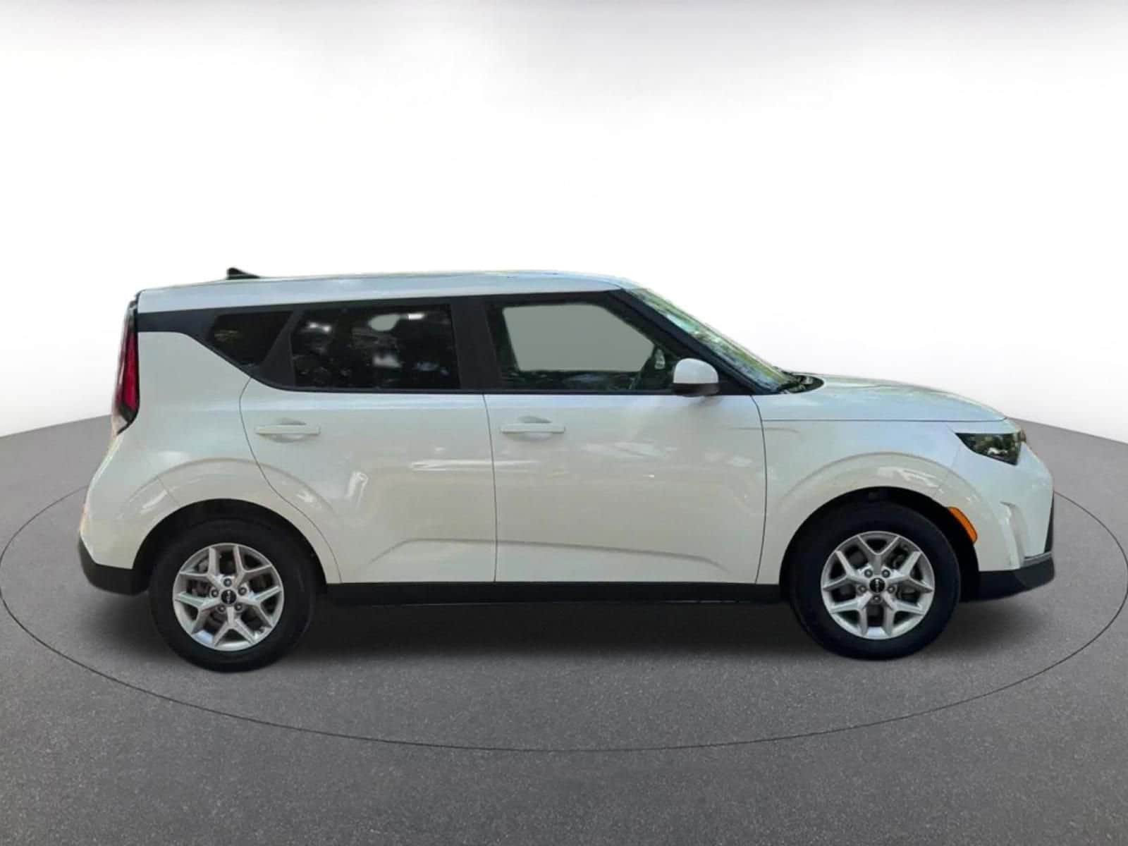 Thumbnail: 2025 Kia Soul - 16