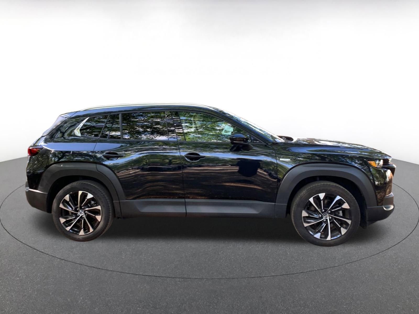 Thumbnail: 2025 Mazda CX-50 - 8