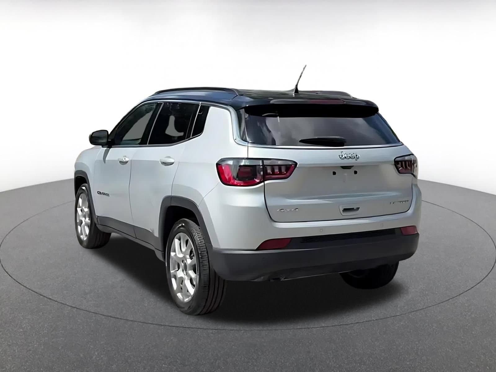 Thumbnail: 2025 Jeep Compass - 12