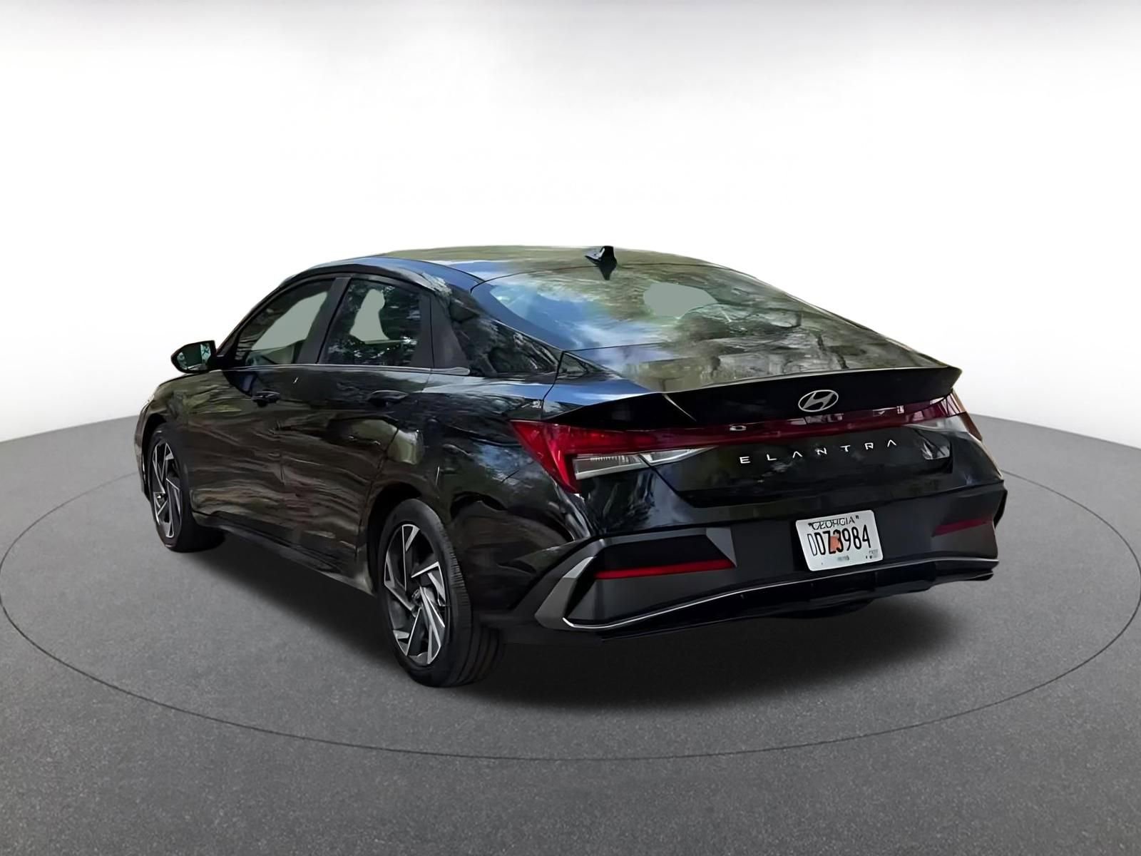 Thumbnail: 2025 Hyundai Elantra - 11