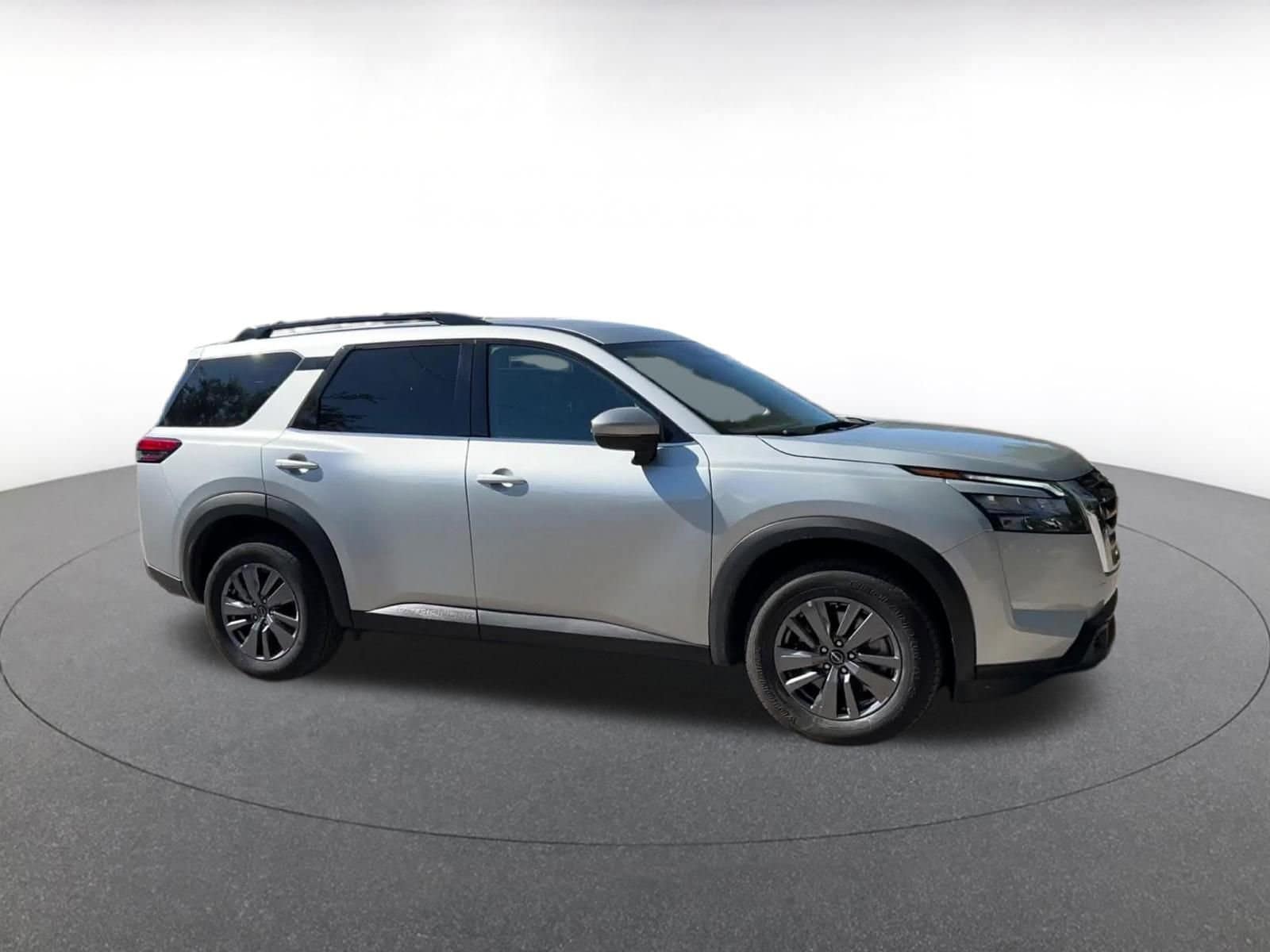 Thumbnail: 2025 Nissan Pathfinder - 2