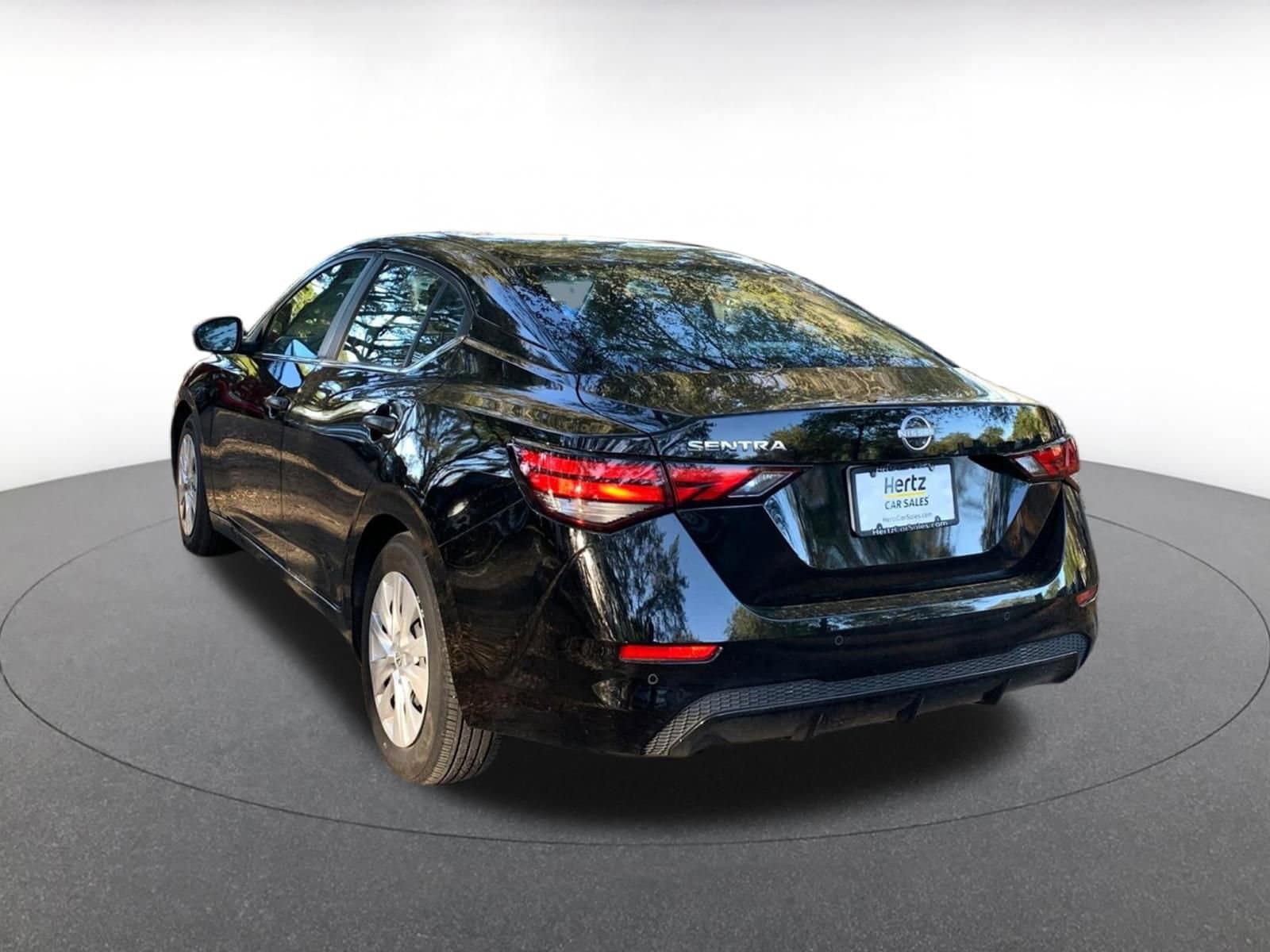 Thumbnail: 2025 Nissan Sentra - 5