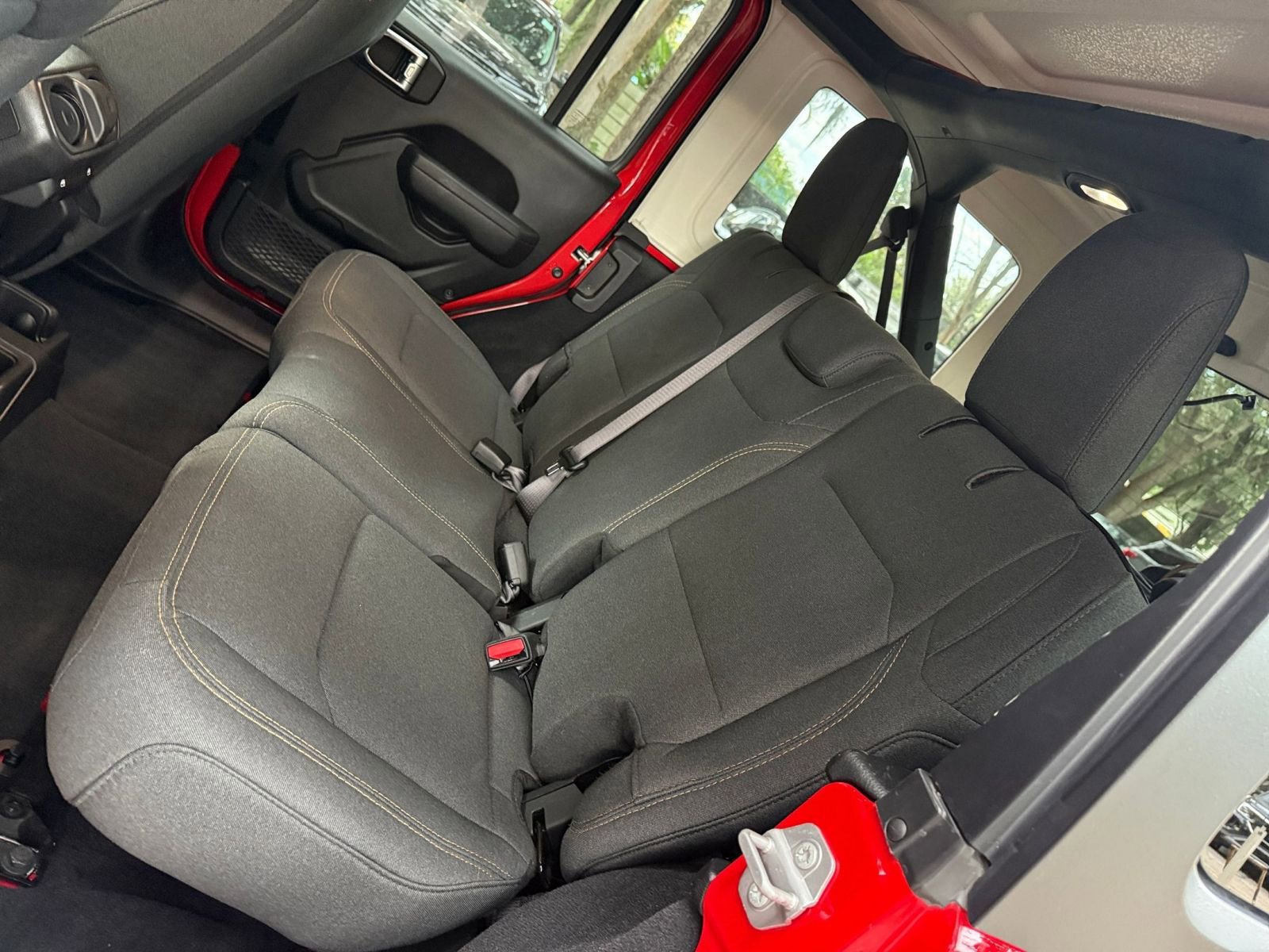 Thumbnail: 2025 Jeep Wrangler - 31