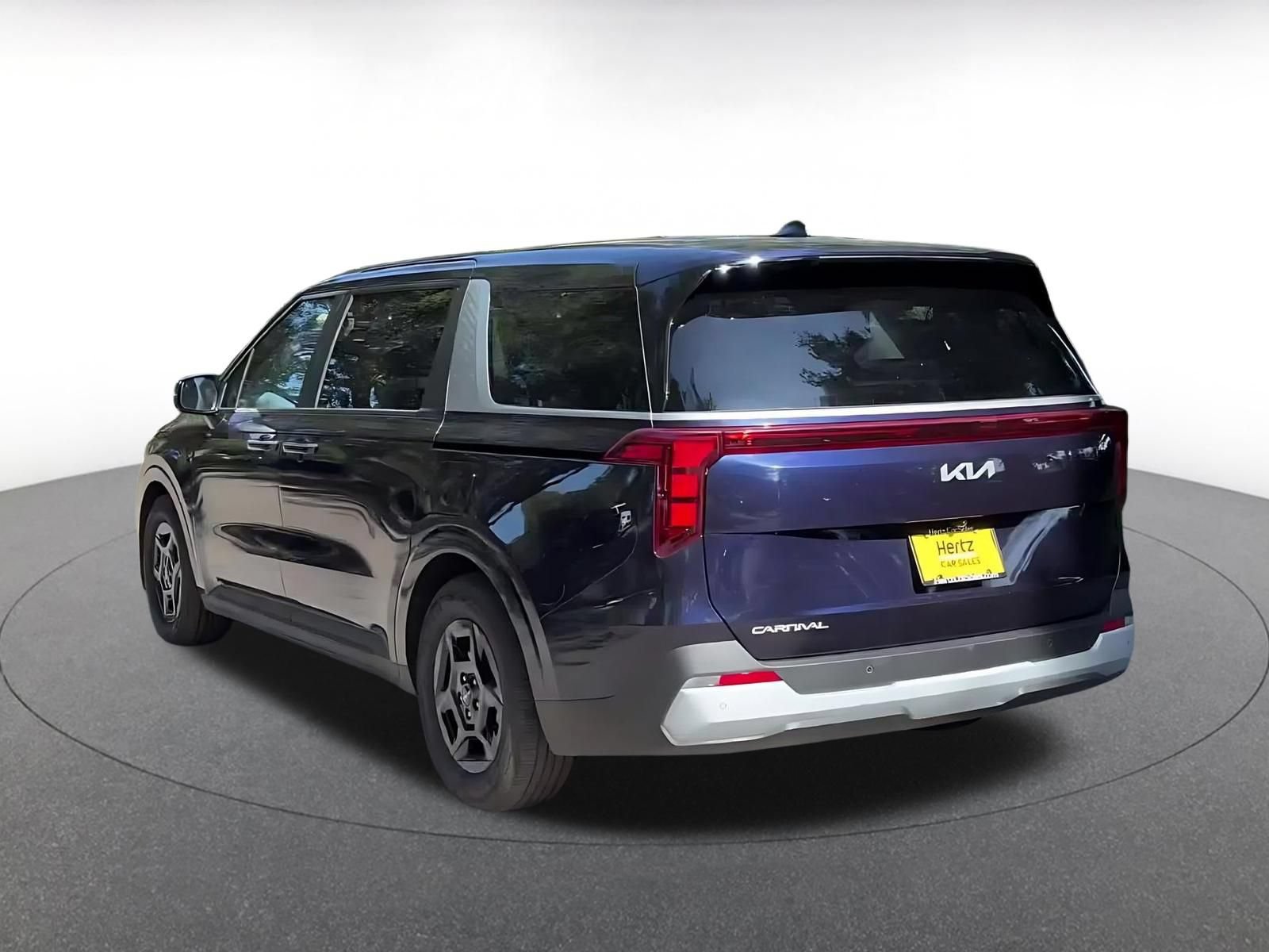 Thumbnail: 2026 Kia Carnival - 11