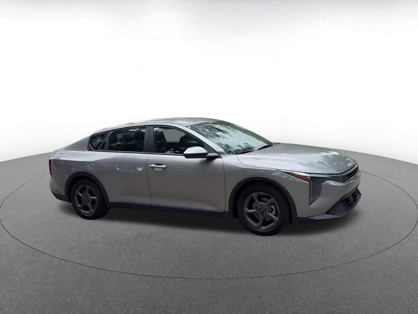 Thumbnail: 2025 Kia K4 - 2
