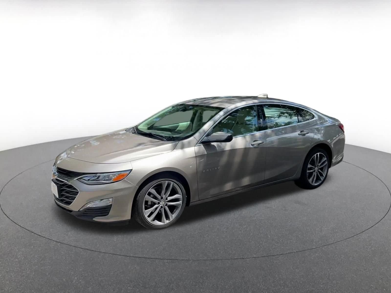 Thumbnail: 2024 Chevrolet Malibu - 8