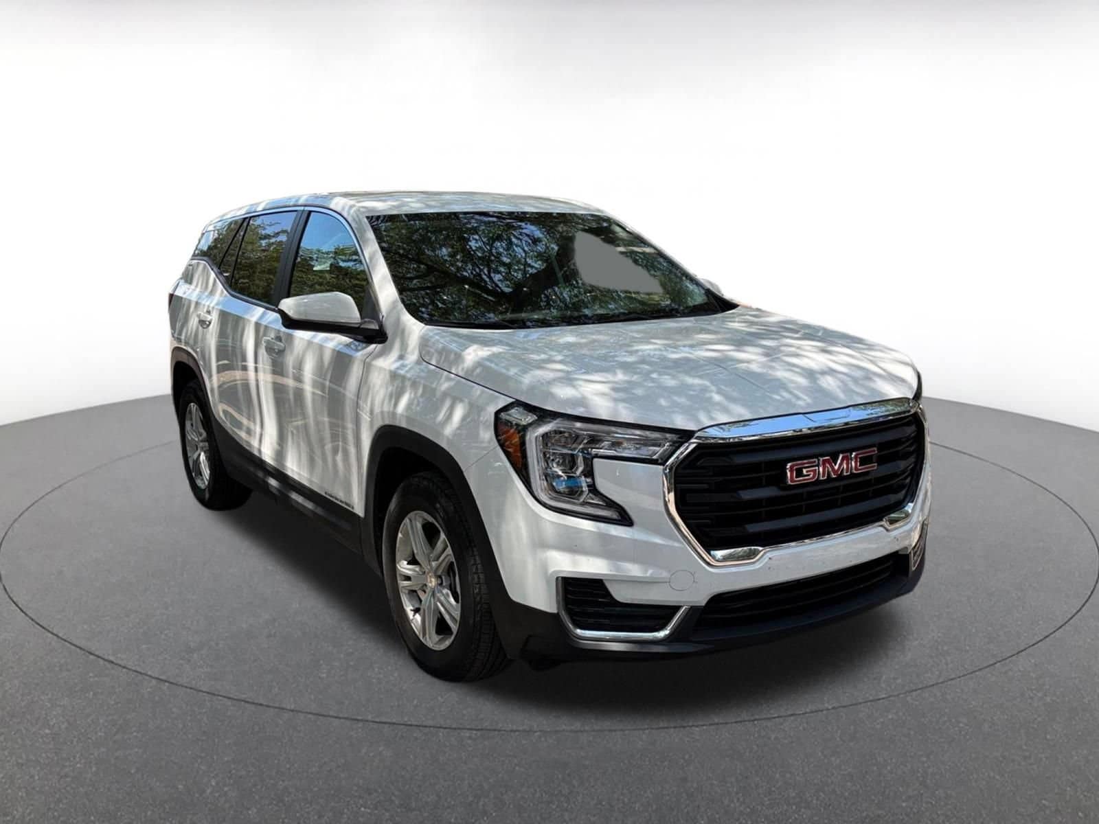 Thumbnail: 2024 GMC Terrain - 4