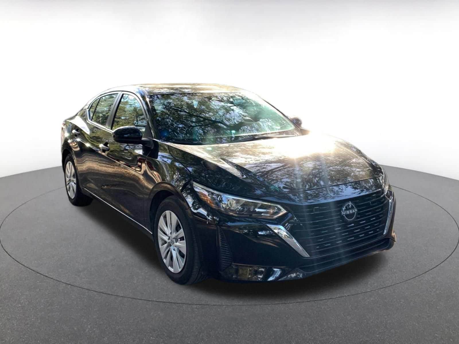 Thumbnail: 2025 Nissan Sentra - 1