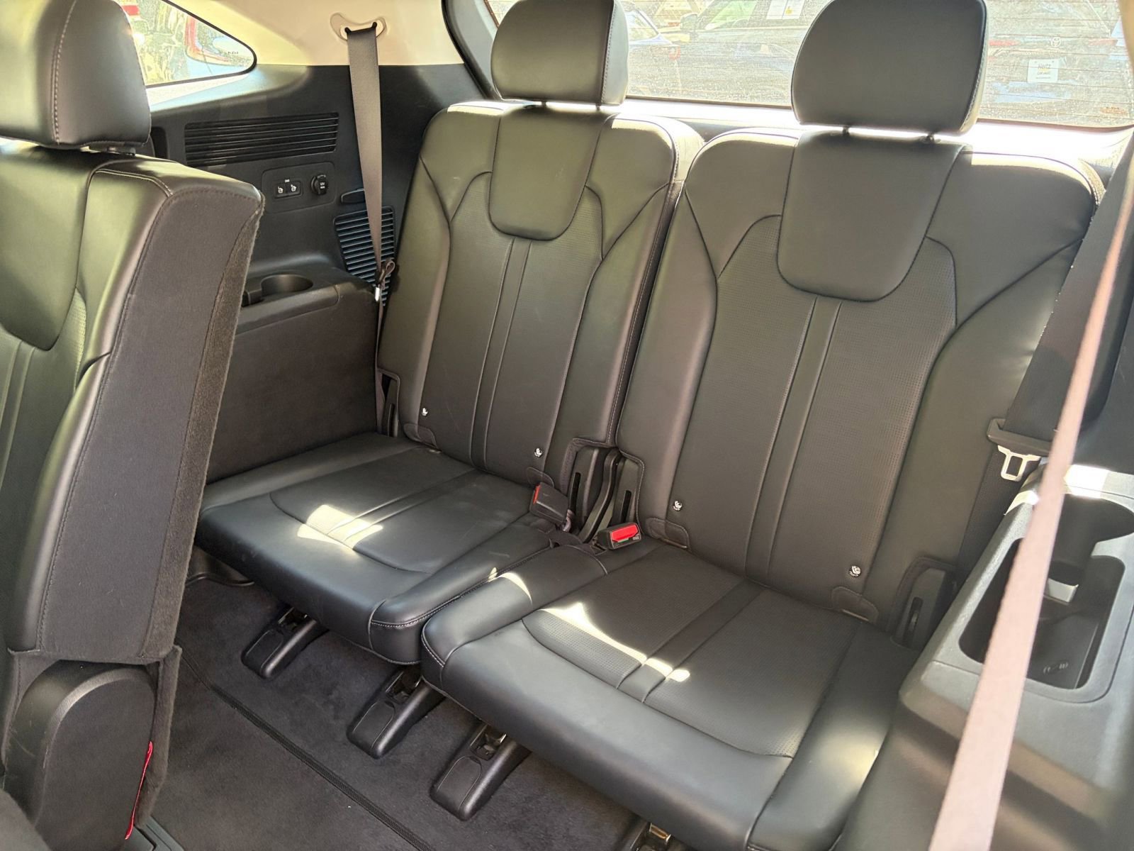 Thumbnail: 2024 Kia Sorento - 30