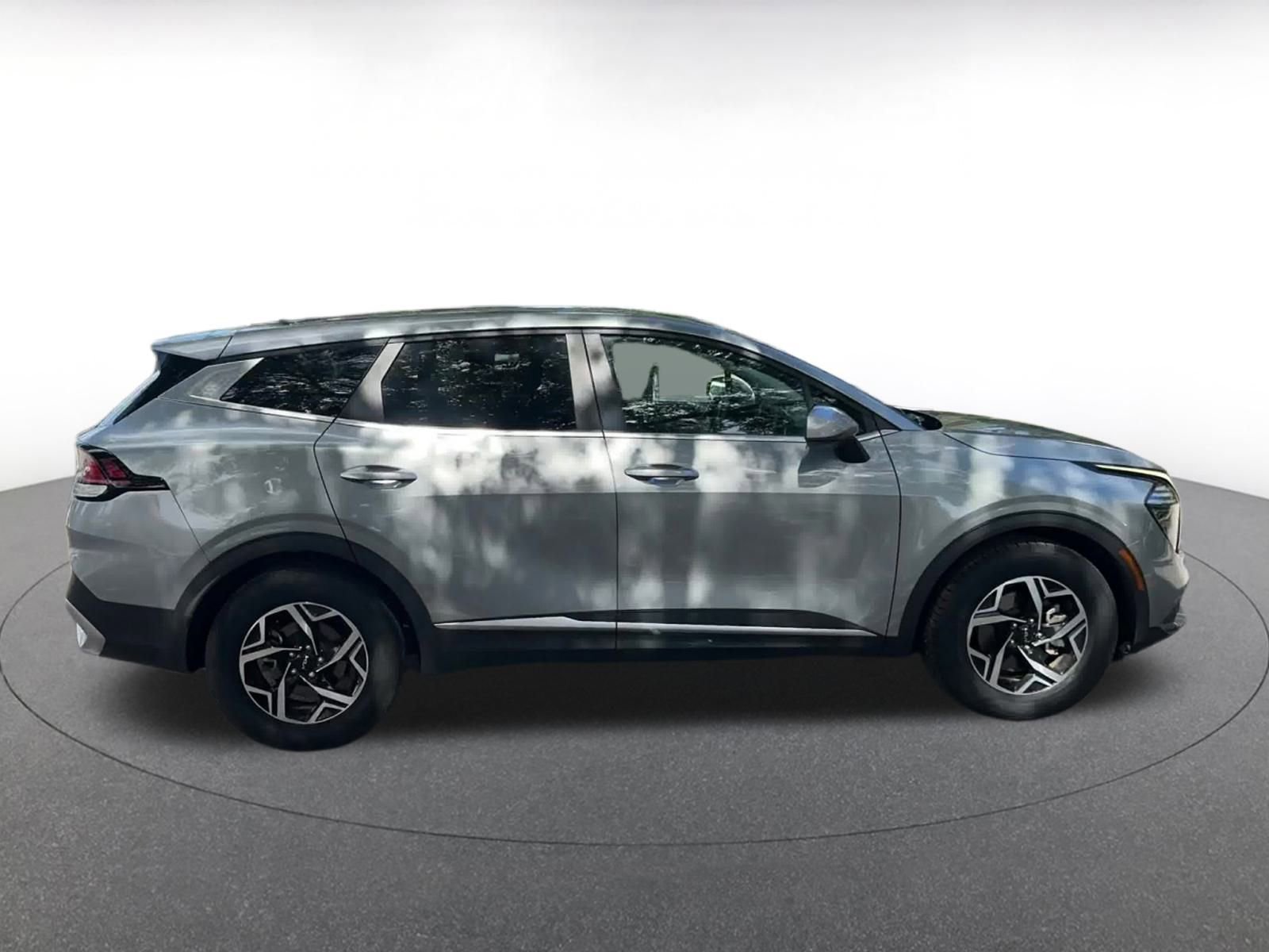 Thumbnail: 2024 Kia Sportage - 16