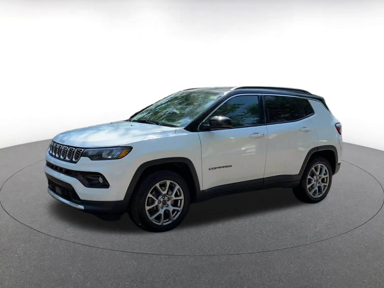 Thumbnail: 2025 Jeep Compass - 8