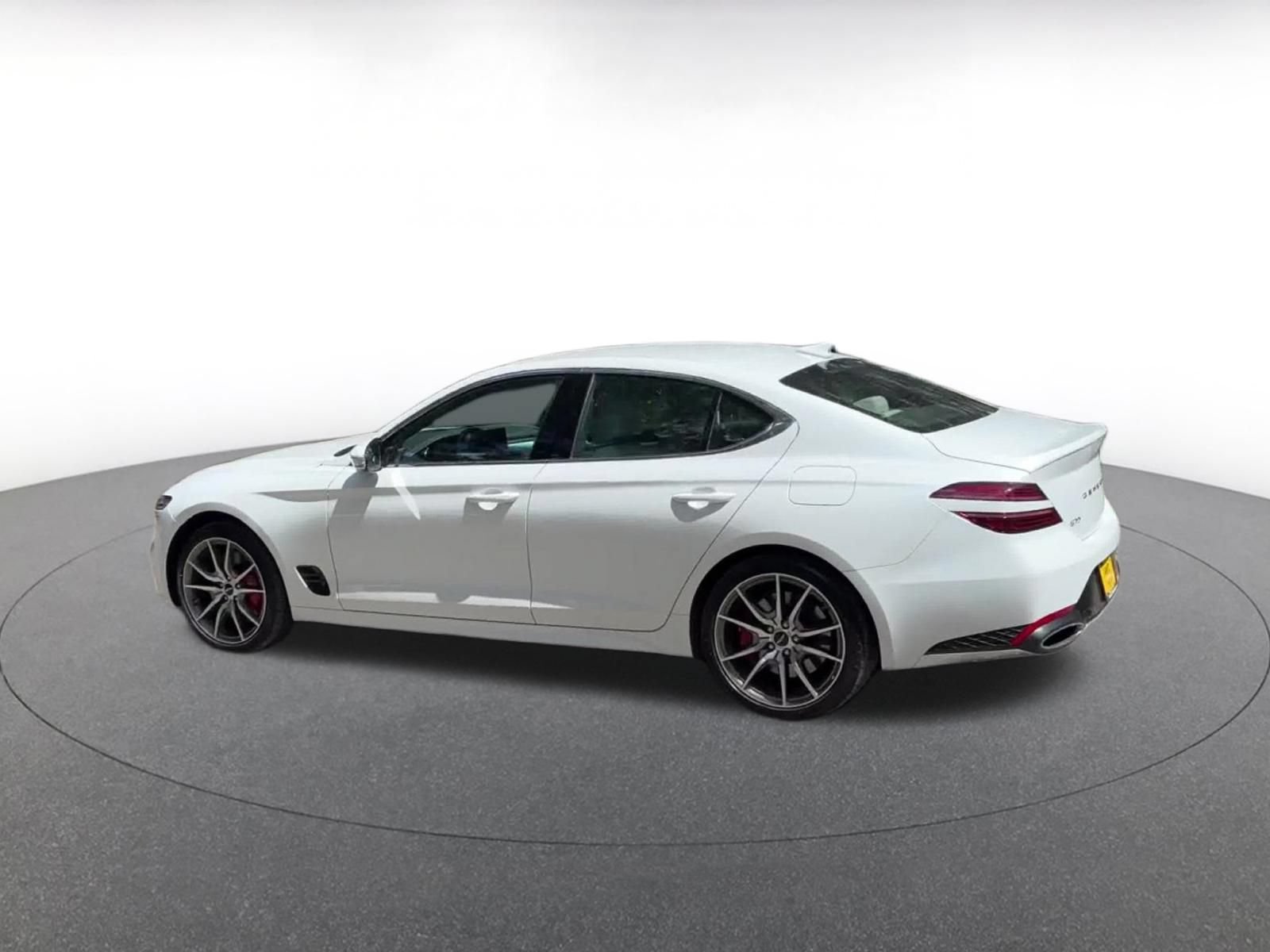 Thumbnail: 2025 Genesis G70 - 9