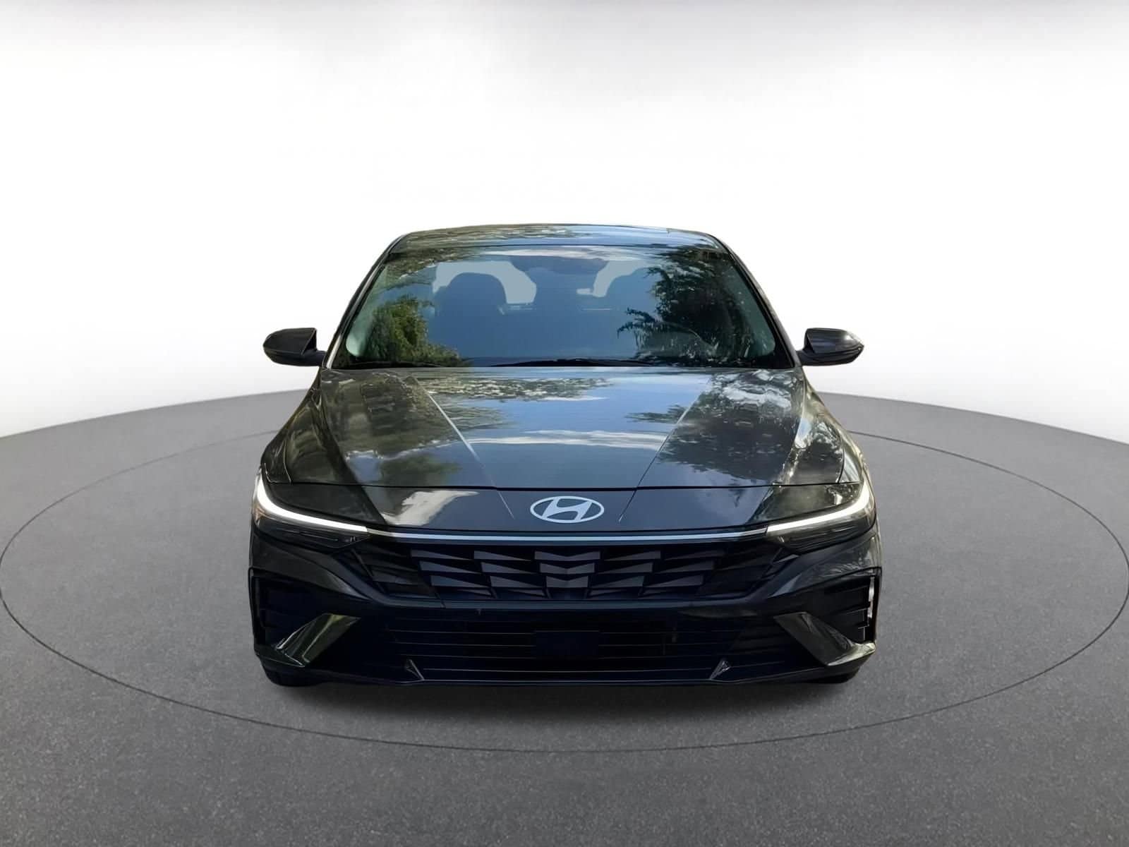 Thumbnail: 2025 Hyundai Elantra - 4
