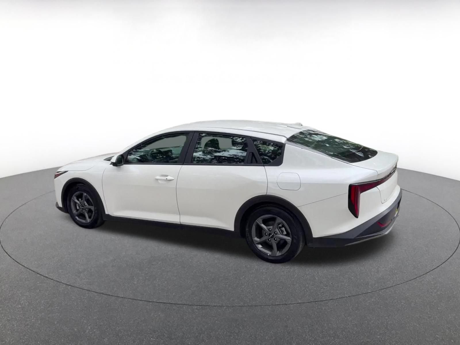 Thumbnail: 2025 Kia K4 - 9