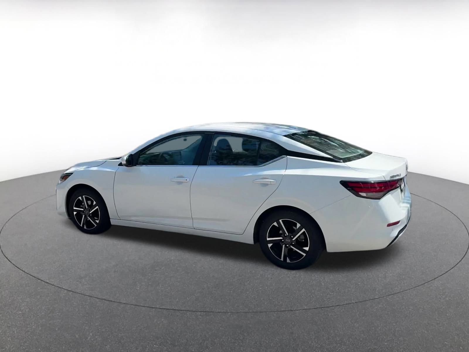 Thumbnail: 2024 Nissan Sentra - 15