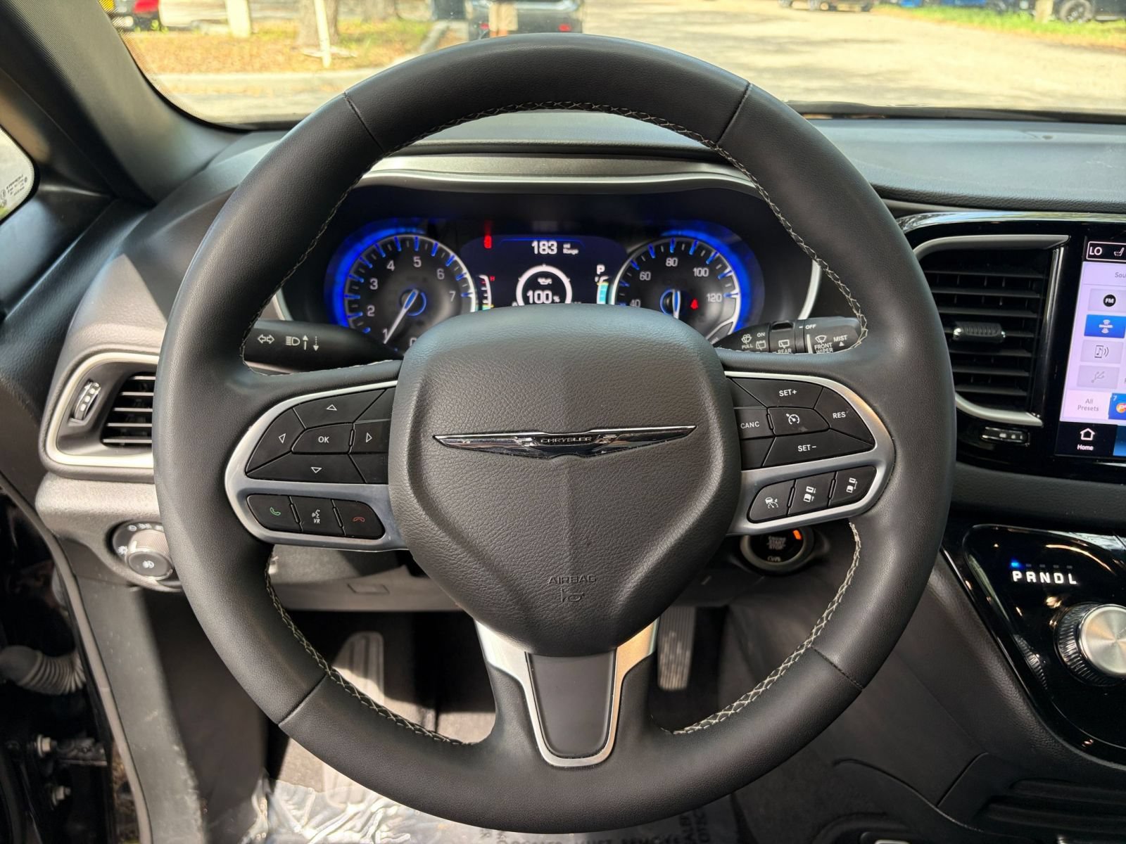 Thumbnail: 2025 Chrysler Pacifica - 25