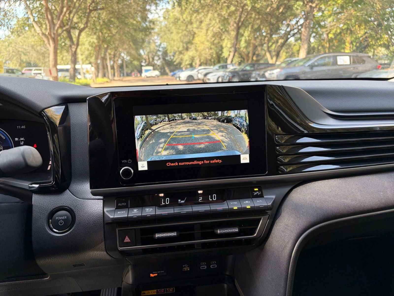 Thumbnail: 2025 Toyota Camry - 17