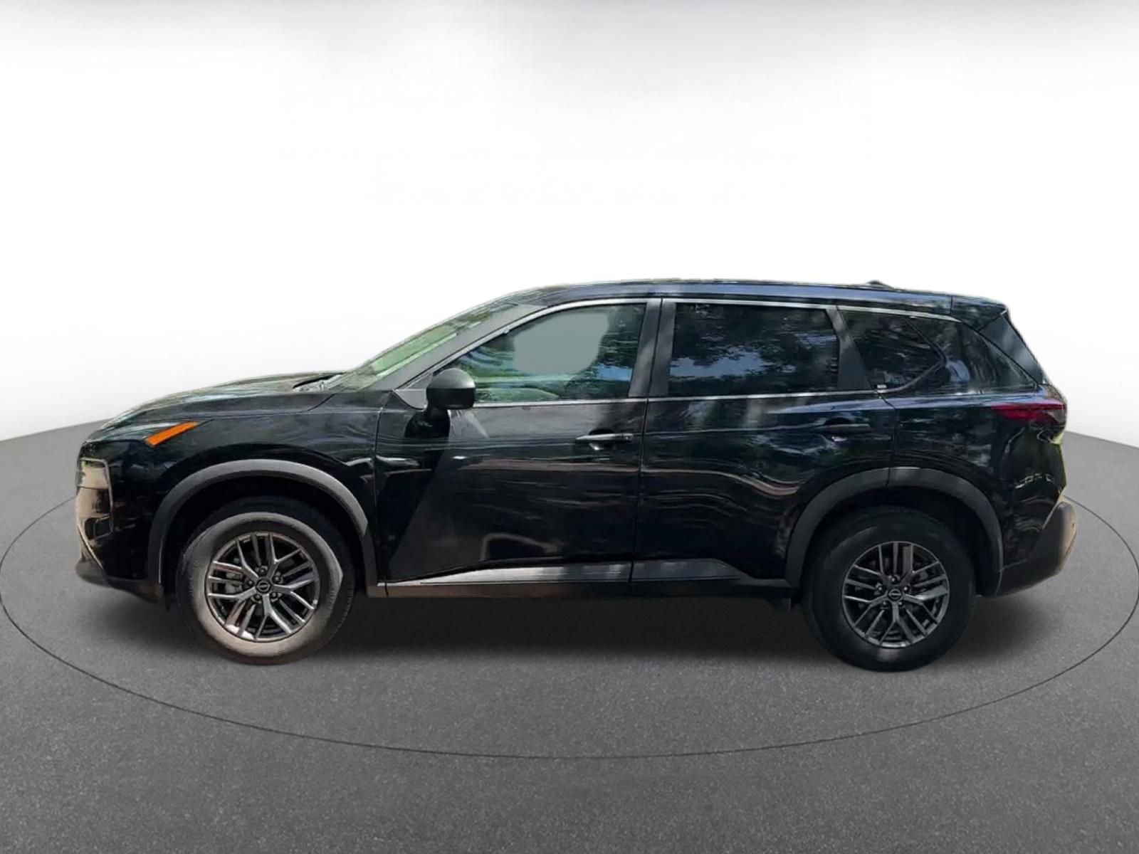 2023 Nissan Rogue S 8