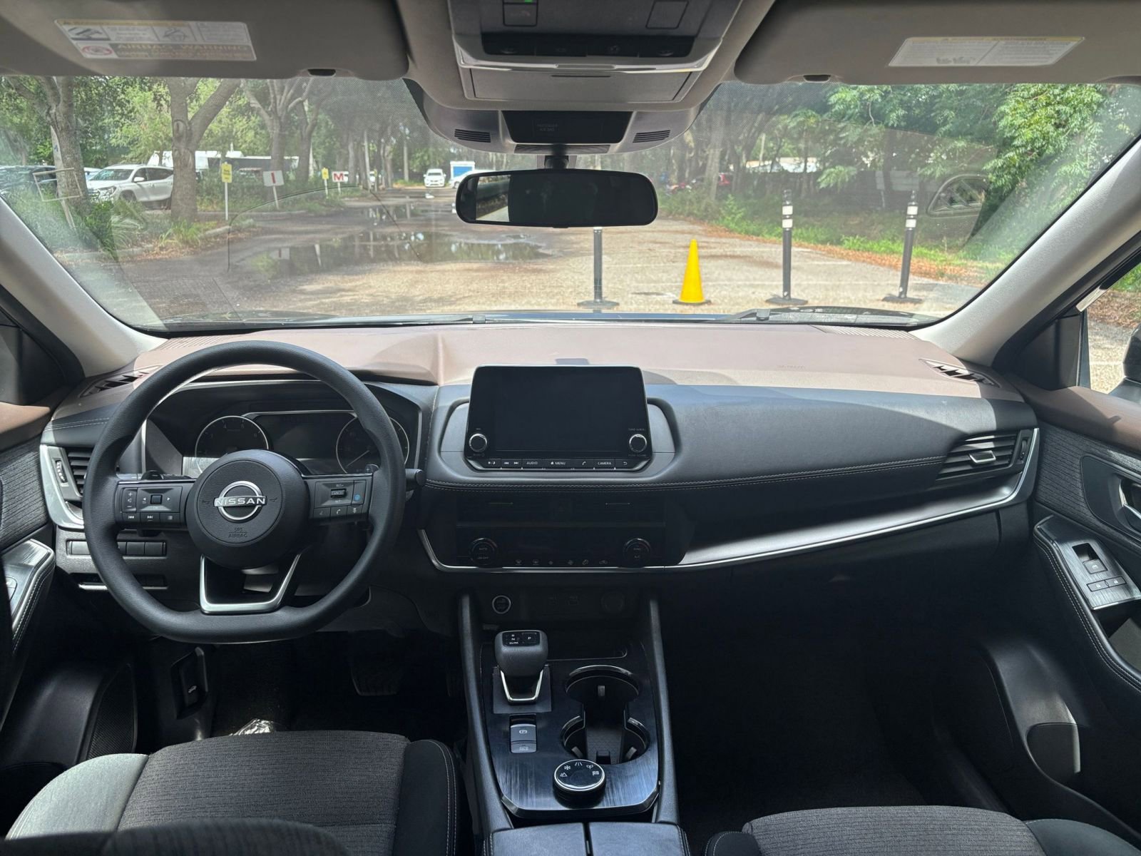 Thumbnail: 2023 Nissan Rogue - 27