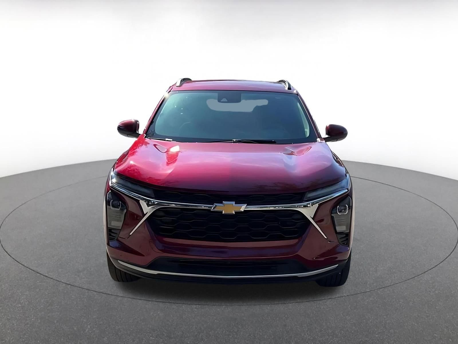 Thumbnail: 2025 Chevrolet Trax - 4