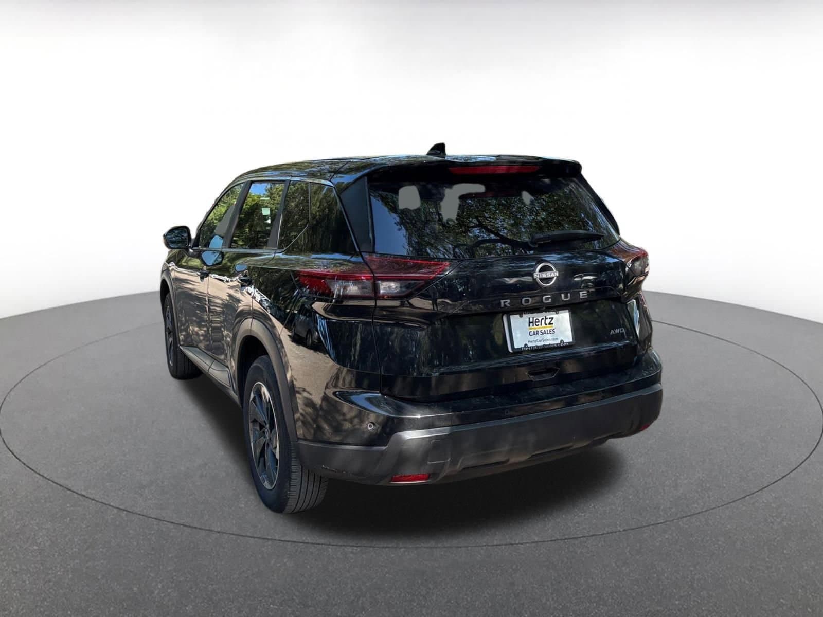 Thumbnail: 2025 Nissan Rogue - 5