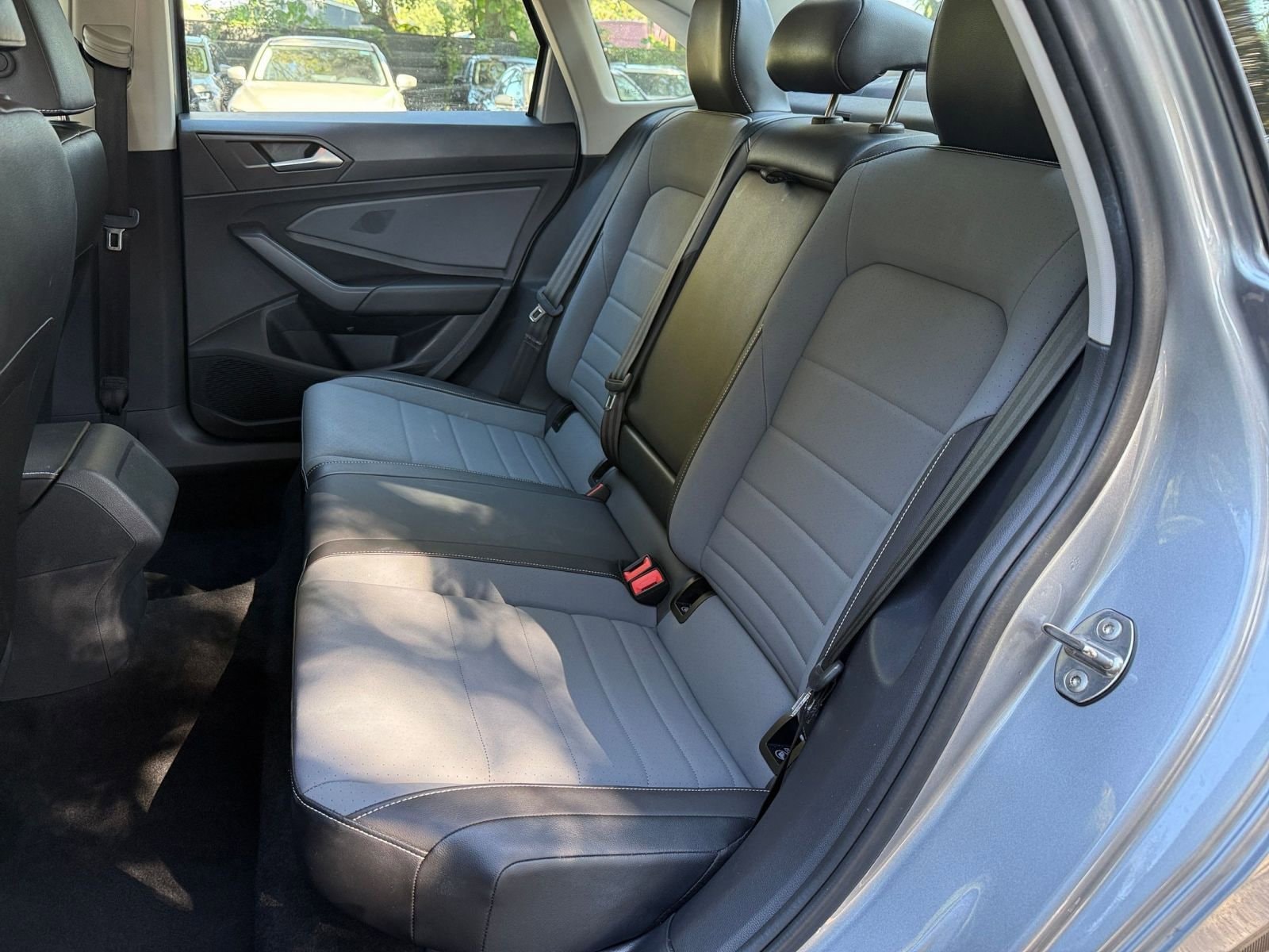 Thumbnail: 2025 Volkswagen Jetta - 33