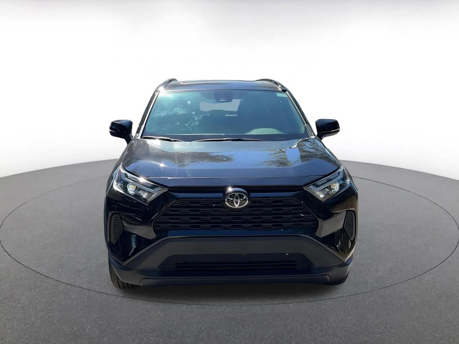 Thumbnail: 2025 Toyota RAV4 - 4