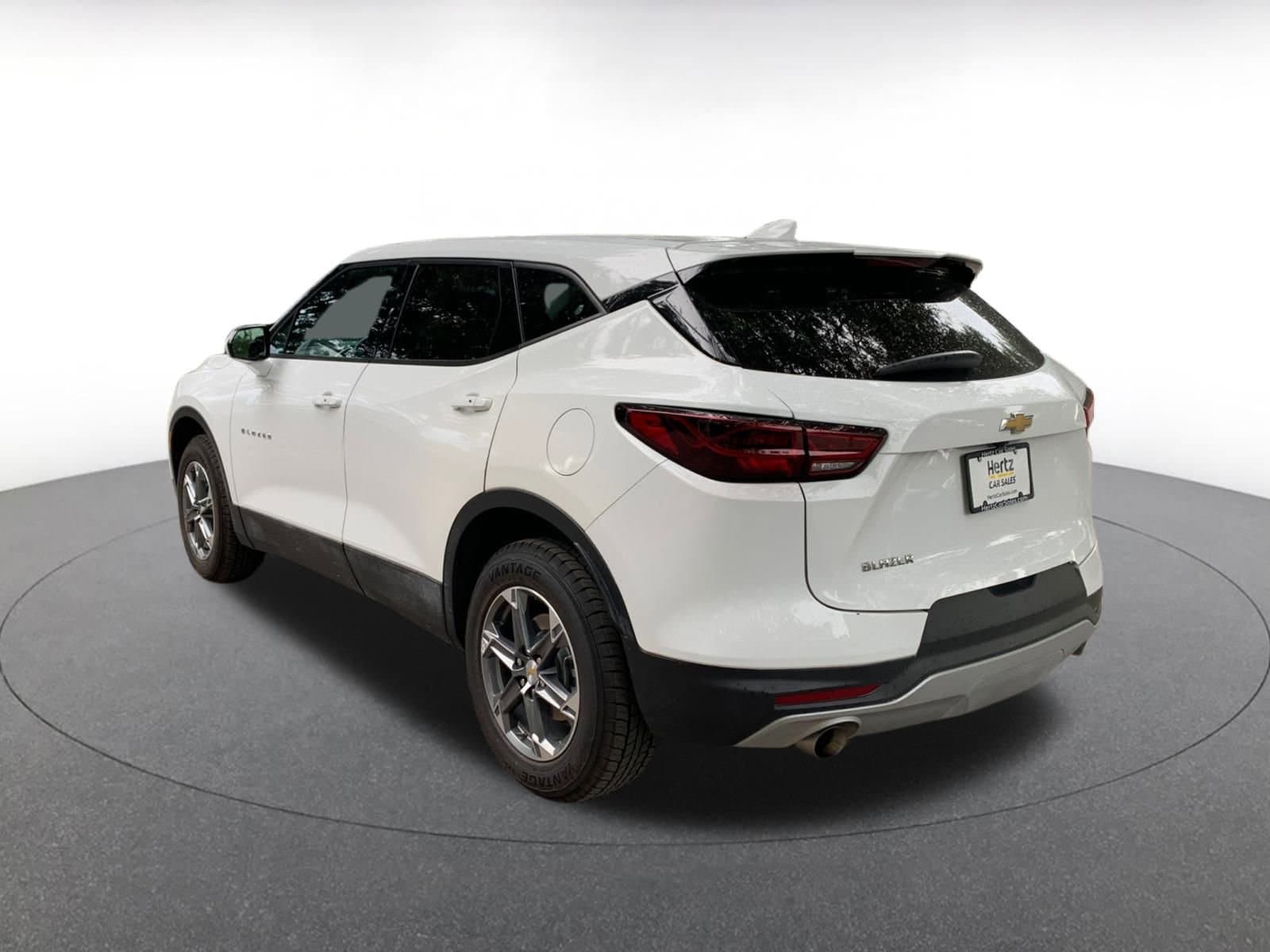 Thumbnail: 2023 Chevrolet Blazer - 5