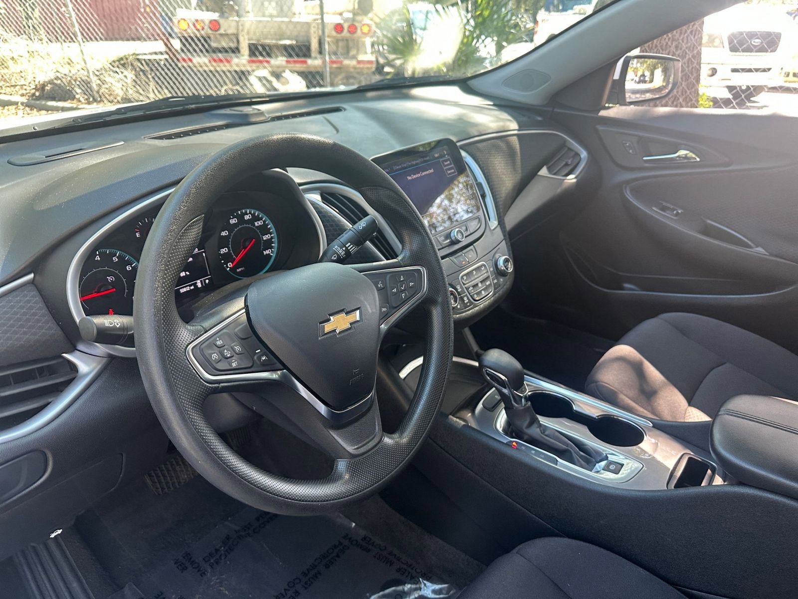 Thumbnail: 2023 Chevrolet Malibu - 28
